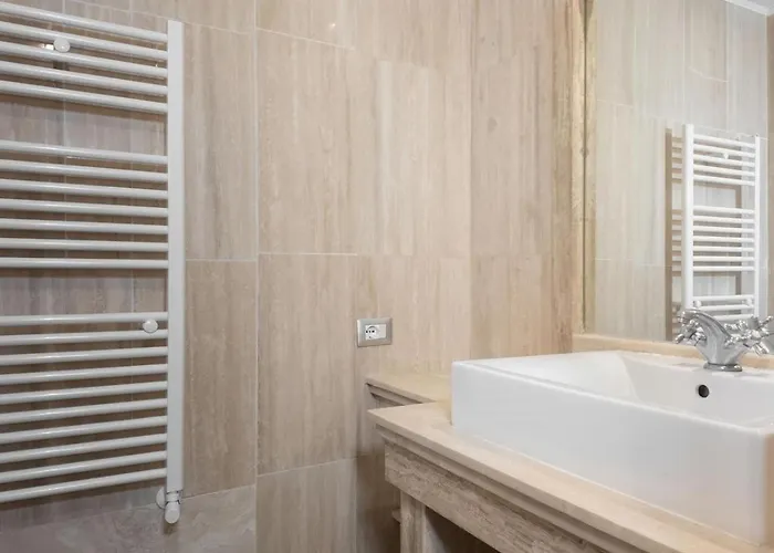 Palace 4* Roma